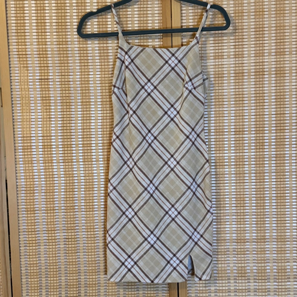 No Boundaries Plaid Mini Dress Tan Brown White Square Neck Cutout Back Small 3-5
